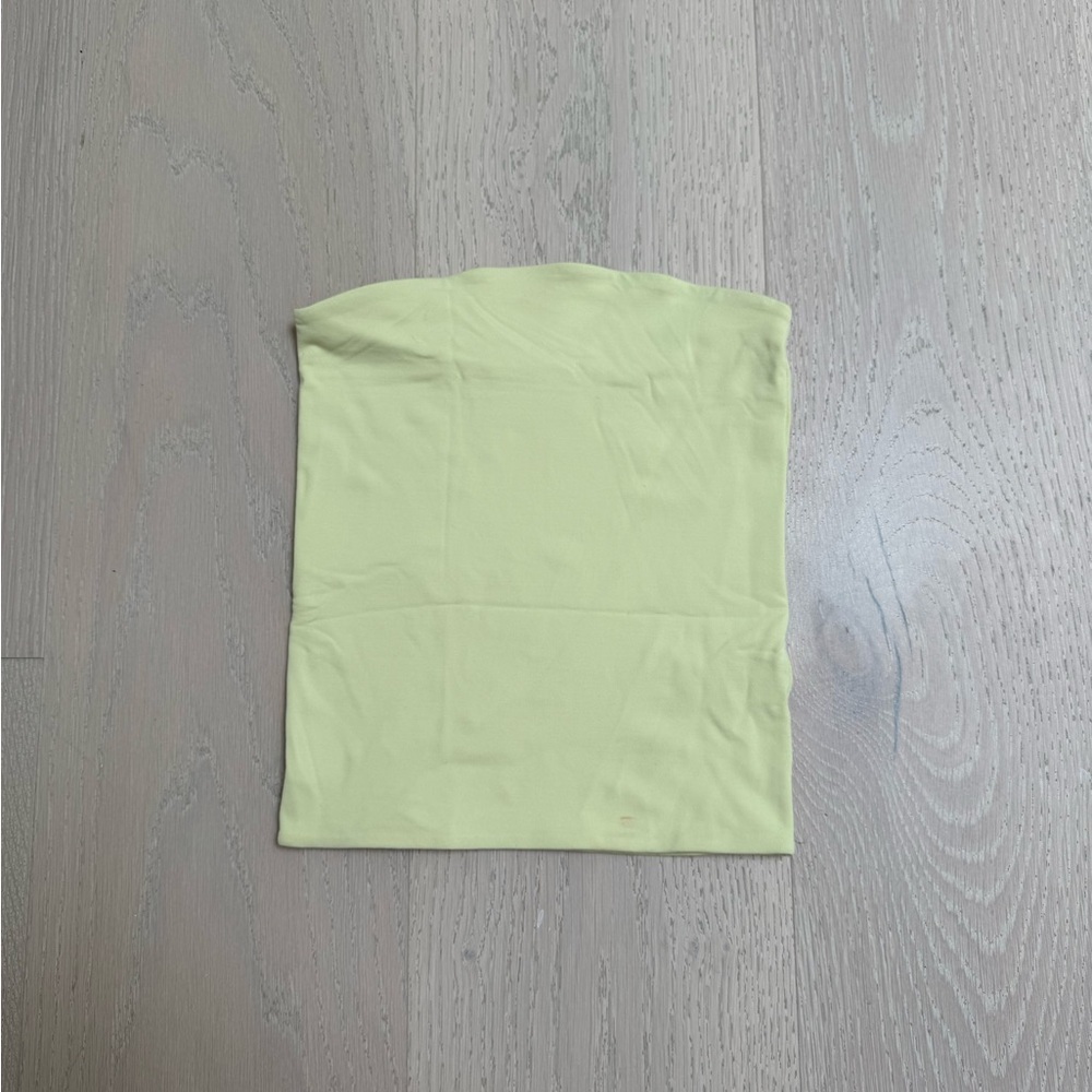 Aritzia Babaton Contour Tube Top Light Yellow Size 2XS